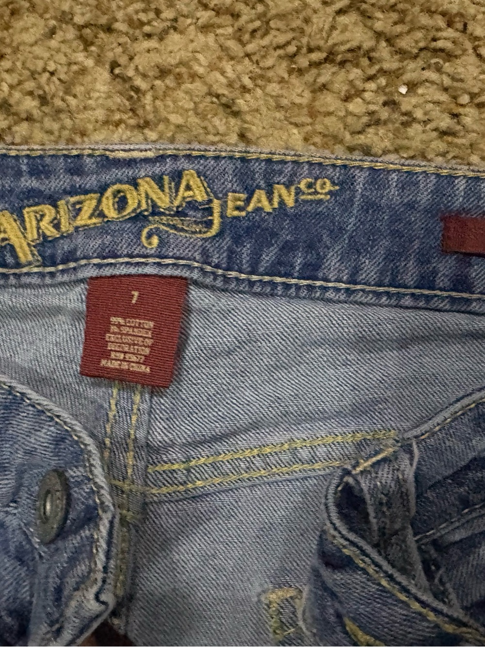 Arizona Jean Company Blue Skinny Jeans with Red Rose Embroidery - Picture 2 of 2